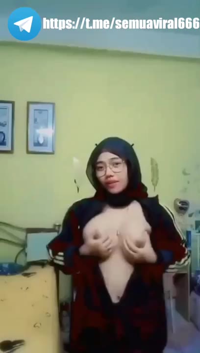 Hijab Kacamata Toket Bulet Di Remes Demi Ayang - zfsepcuw81ov - Bokep Indo - doooood.co