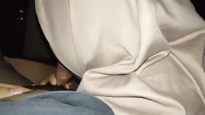 di hisapin teman kantor jilbab cantik - adh342yqrii8 - Bokep Indo - doooood.co