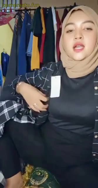 HIjab celana ketat LIVE bikin ngaceng - s3wstcbvkj4q - Bokep Indo - porno.bokepindo.com.co